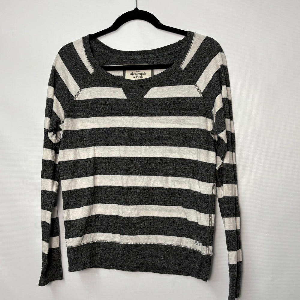 Abercrombie & Fitch Womens Striped Pullover Sweatshirt Grey White Size M Moose